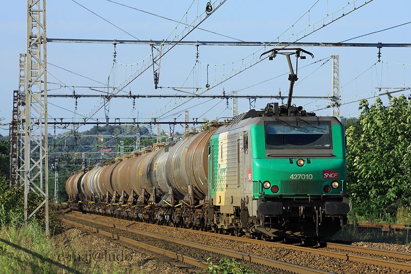 BB 27010.JPG